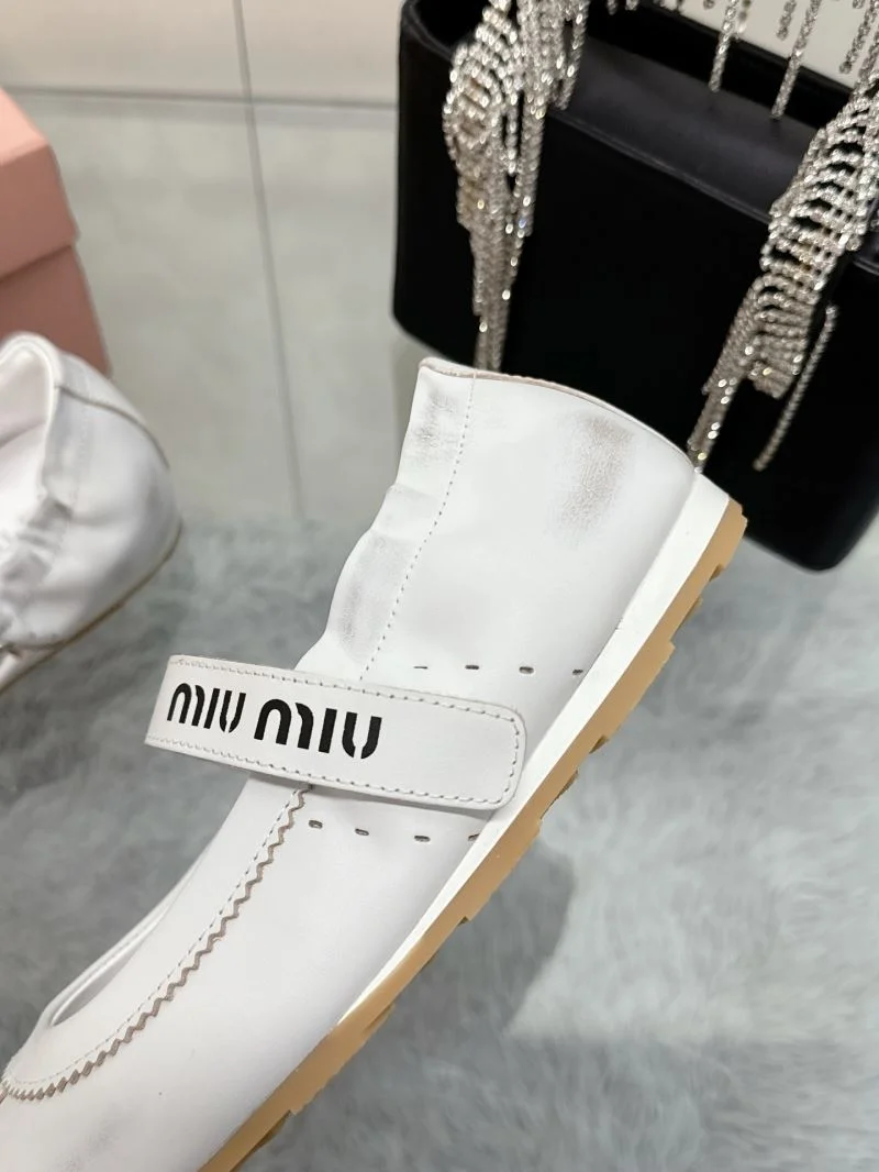 Miu Miu Shoes Sophisticated 9382