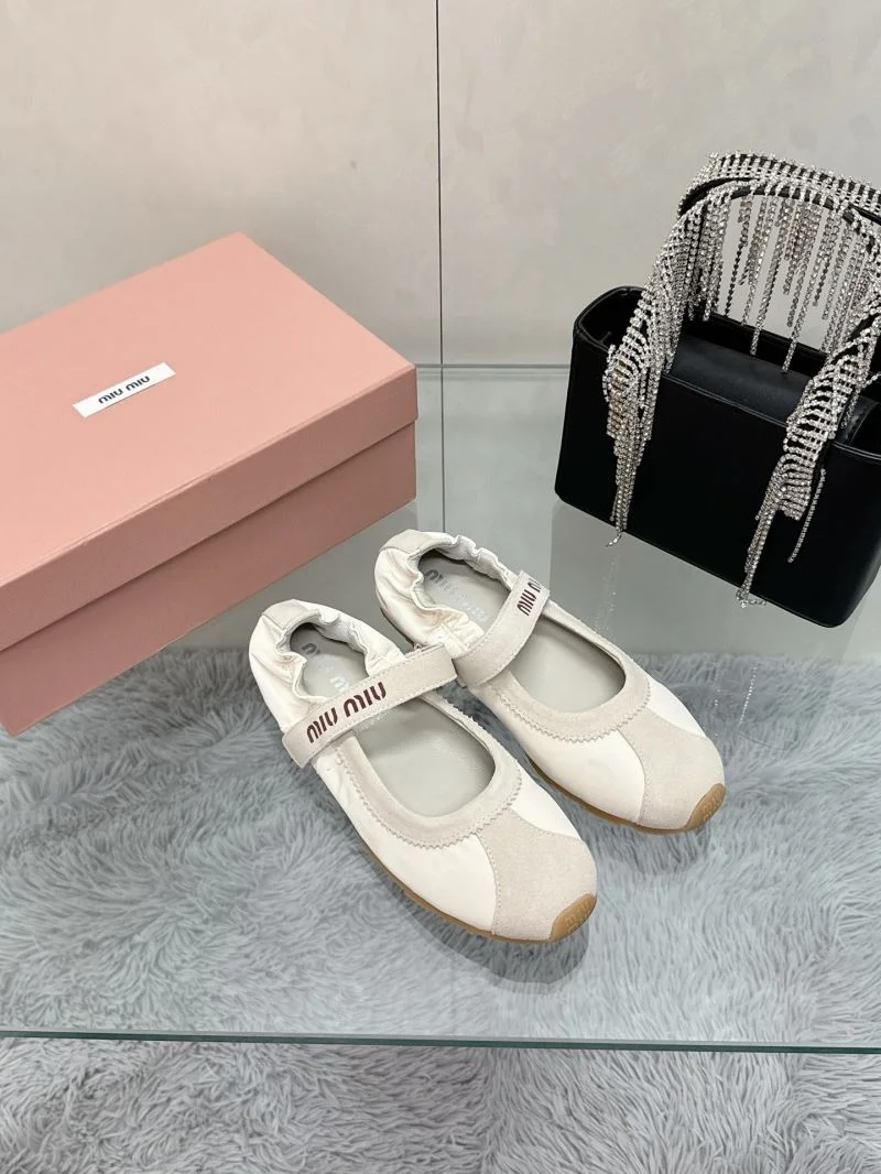 Miu Miu Shoes Casual 9414