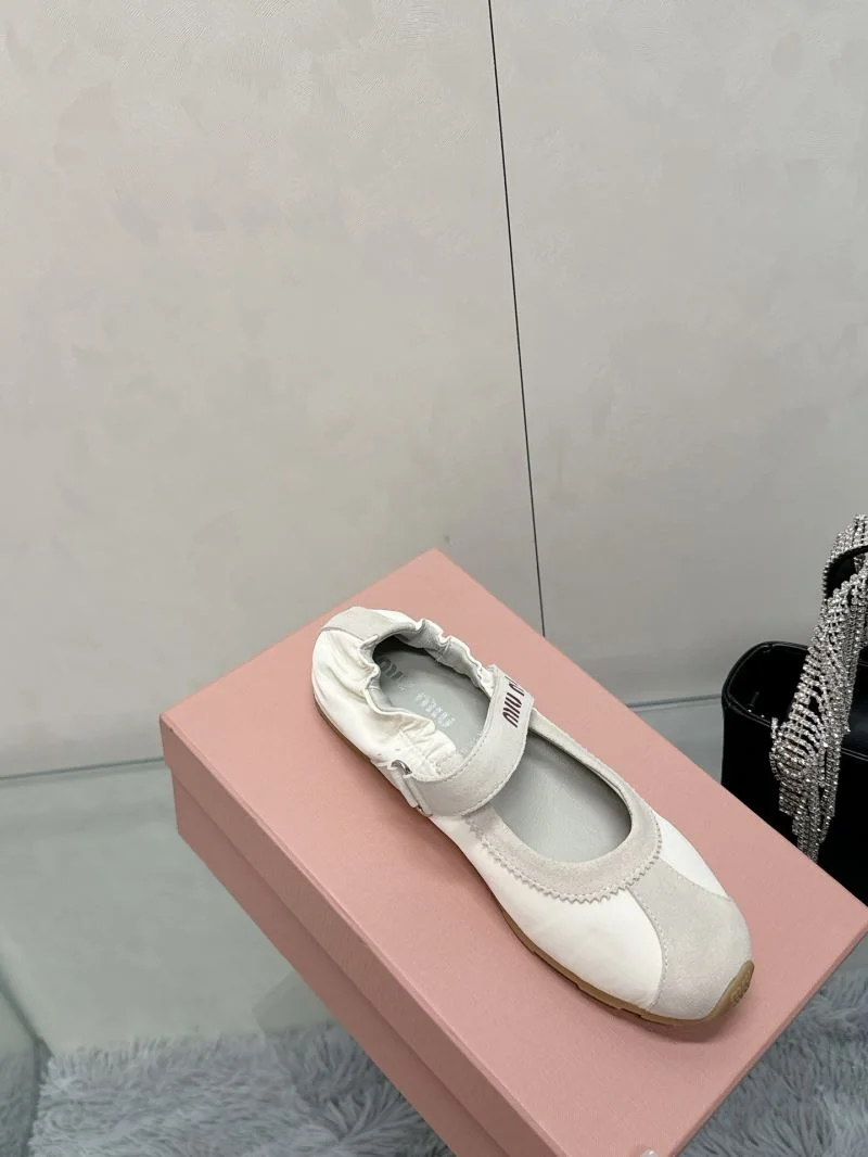 Miu Miu Shoes Casual 9414