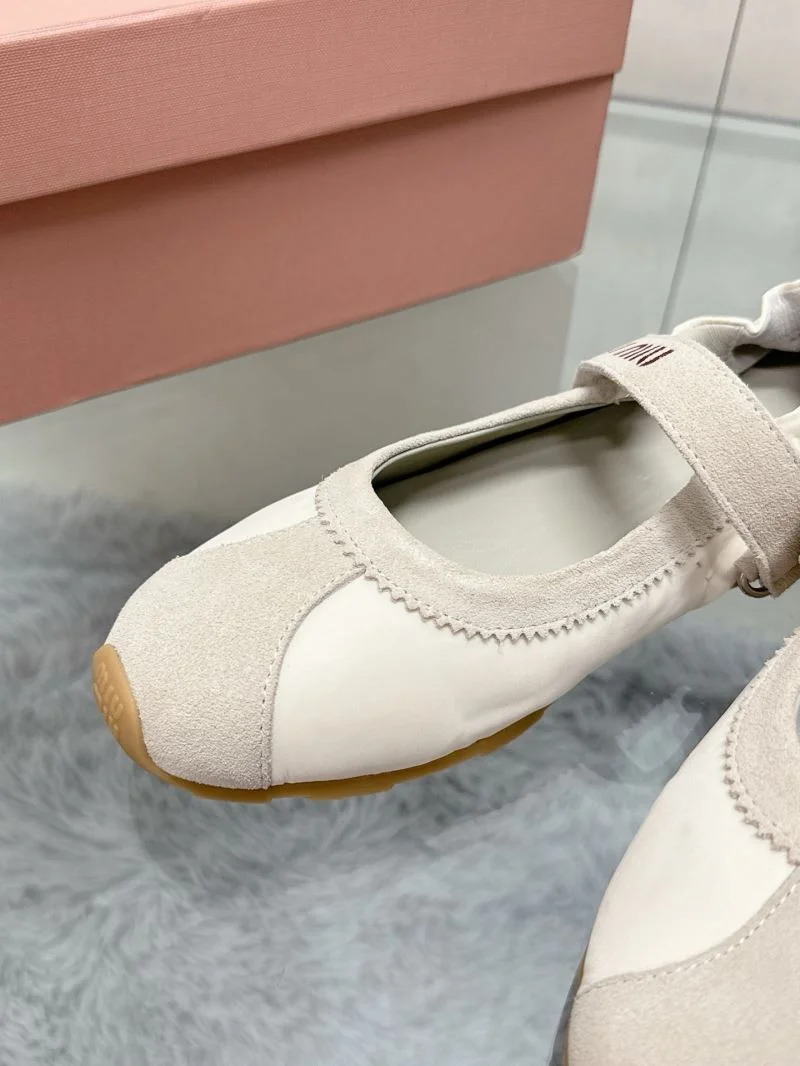 Miu Miu Shoes Casual 9414