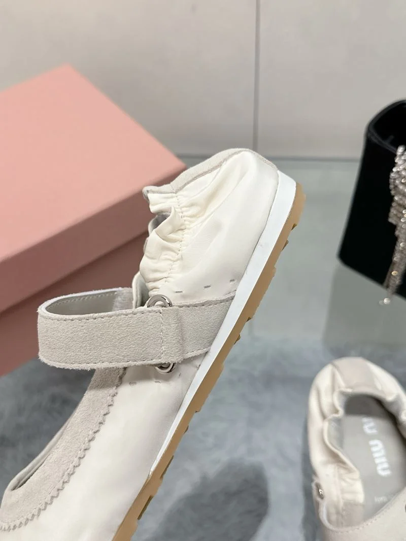 Miu Miu Shoes Casual 9414