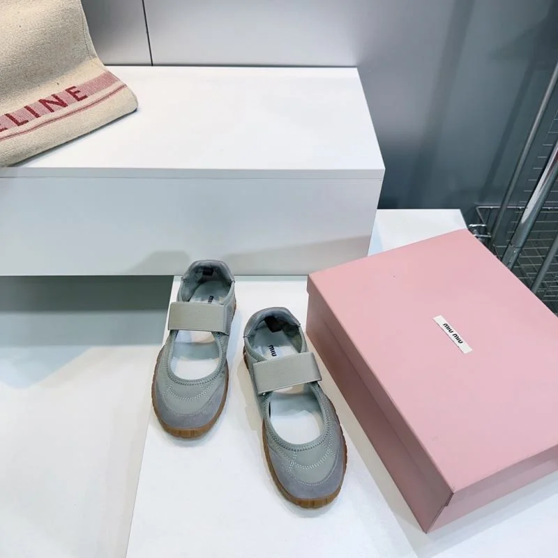 Miu Miu Shoes Sporty 9368