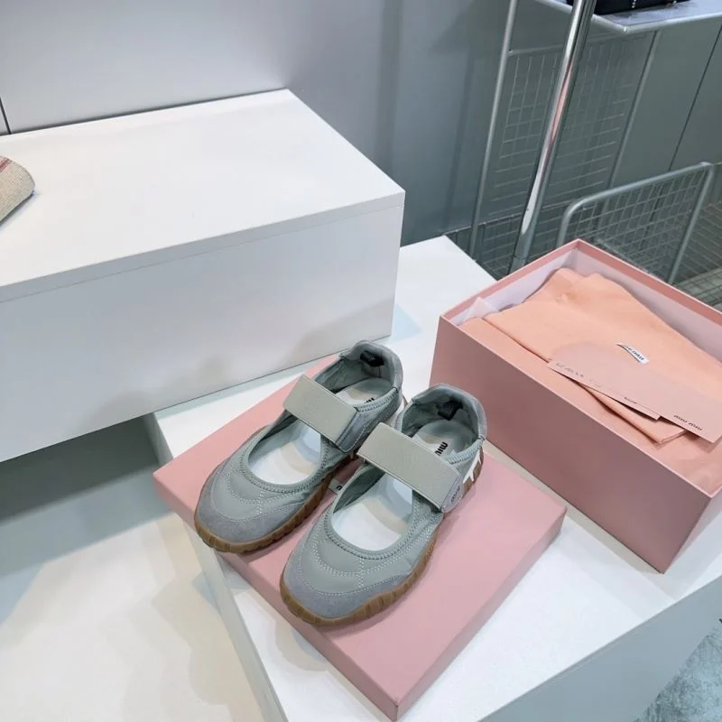 Miu Miu Shoes Sporty 9368