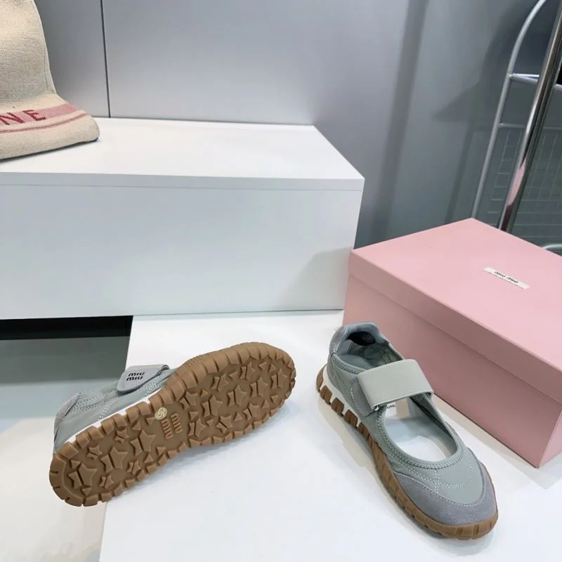 Miu Miu Shoes Sporty 9368