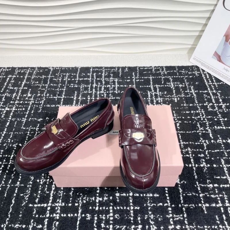 Flexible Miu Miu Shoes 9349