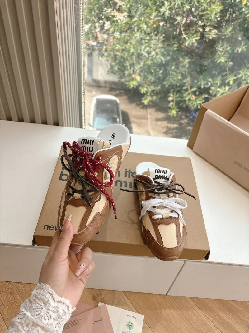 Trendsetting Miu Miu Shoes 9335