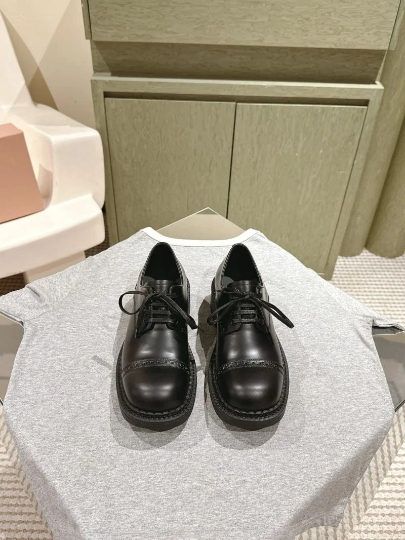 Miu Miu Shoes Durable 9320