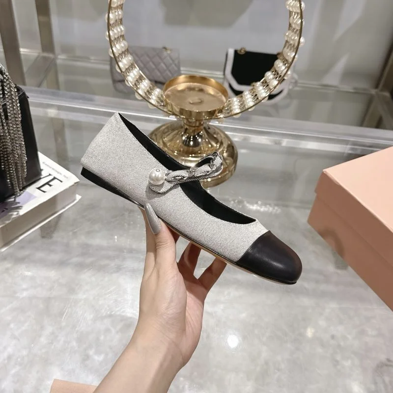Miu Miu Shoes Durable 9386