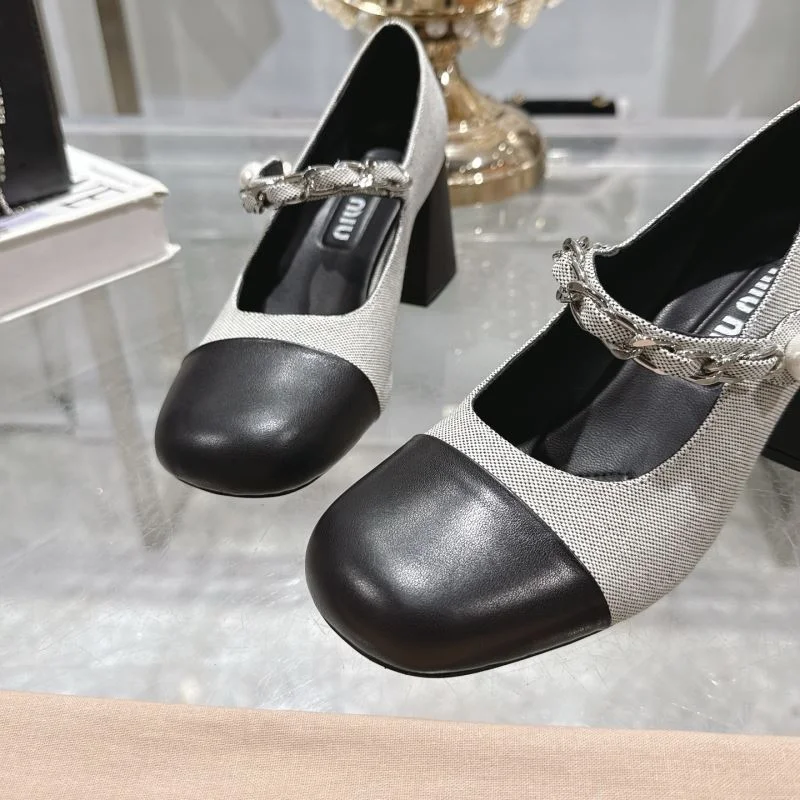 Miu Miu Shoes Sporty 9328