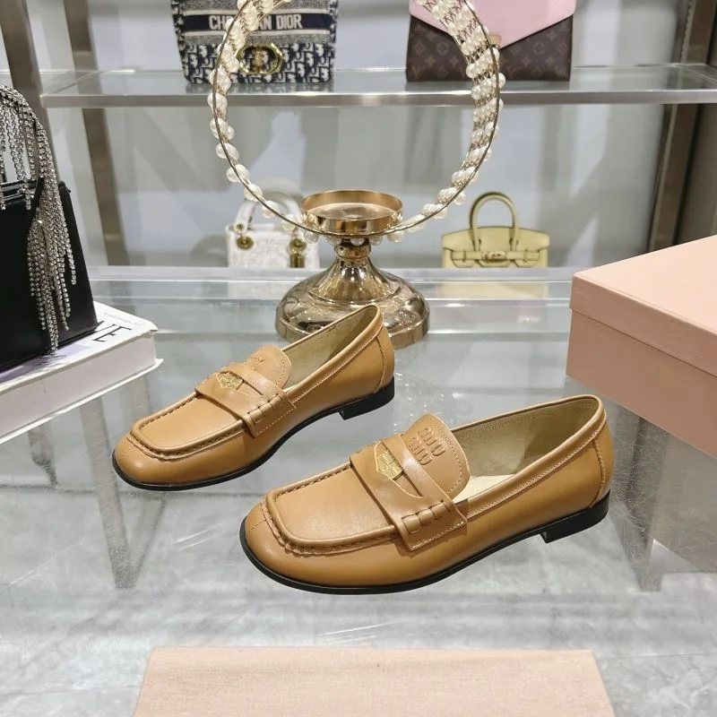 Miu Miu Shoes Versatile 9307