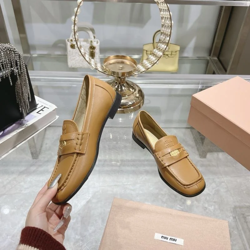 Miu Miu Shoes Versatile 9307