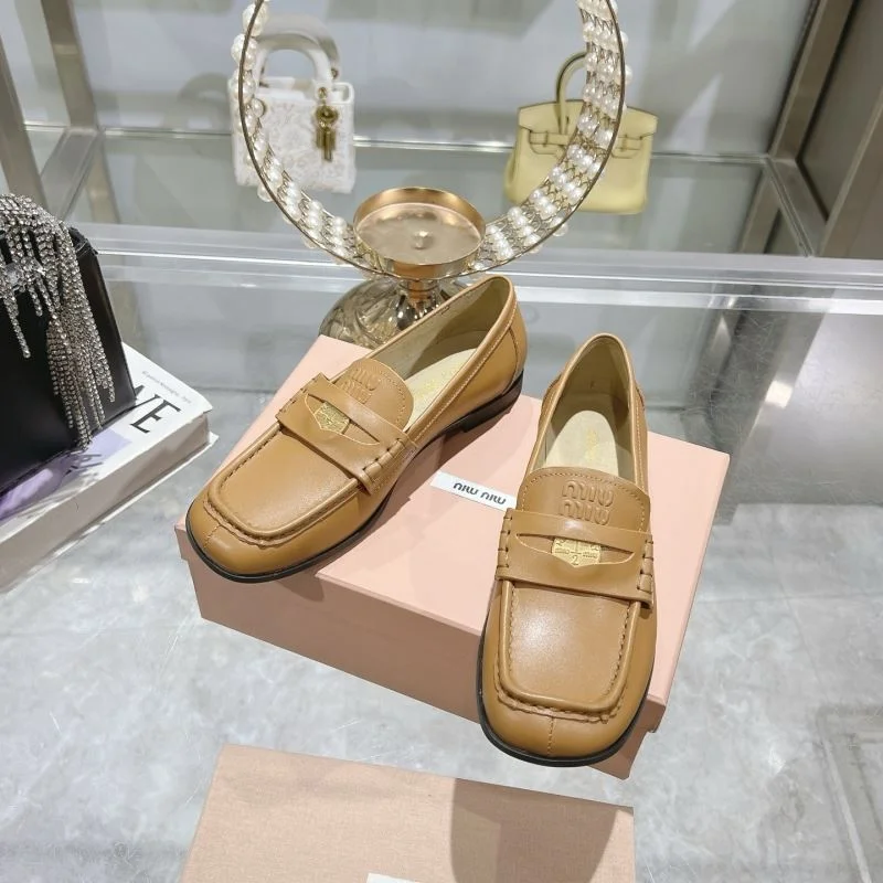 Miu Miu Shoes Versatile 9307