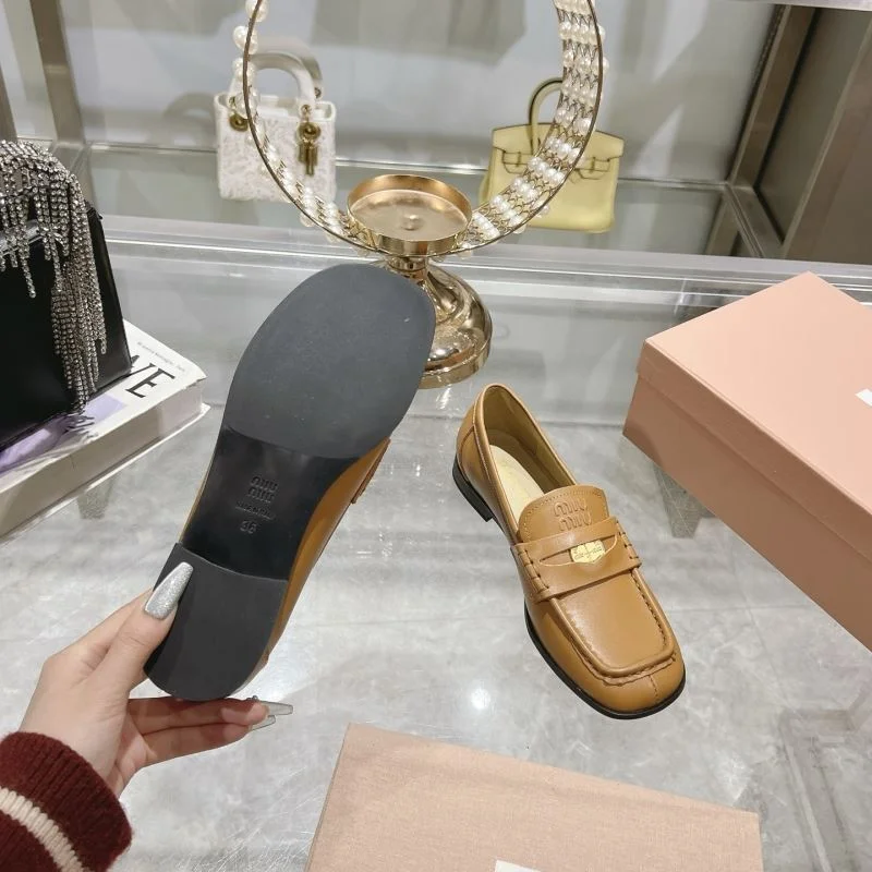 Miu Miu Shoes Versatile 9307