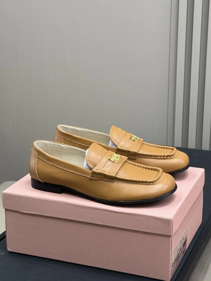 Miu Miu Shoes StreetReady 9352