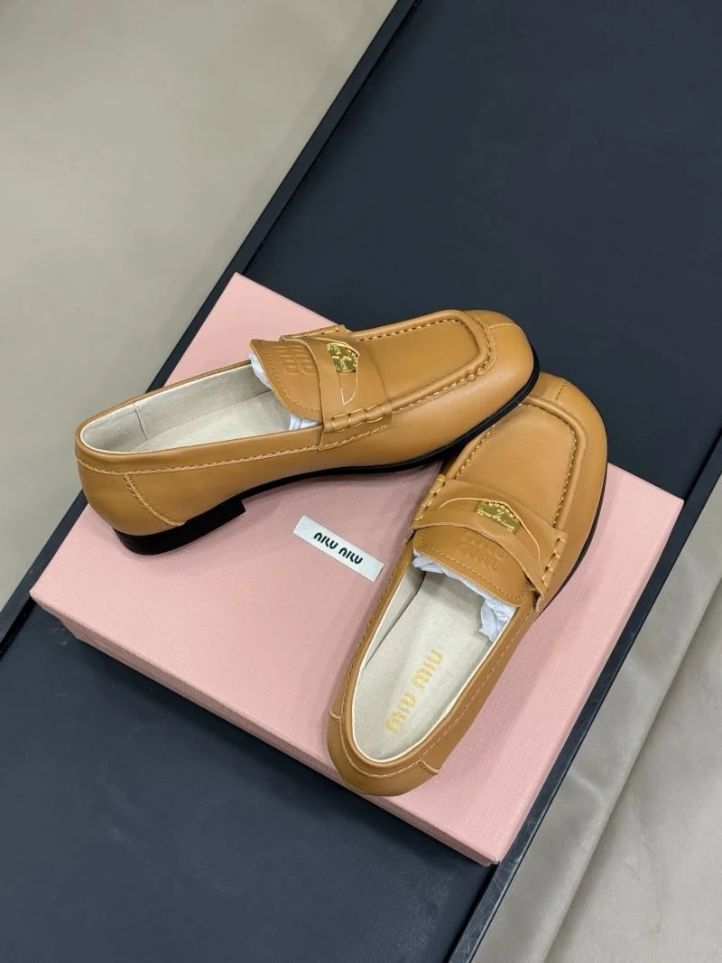 Miu Miu Shoes StreetReady 9352