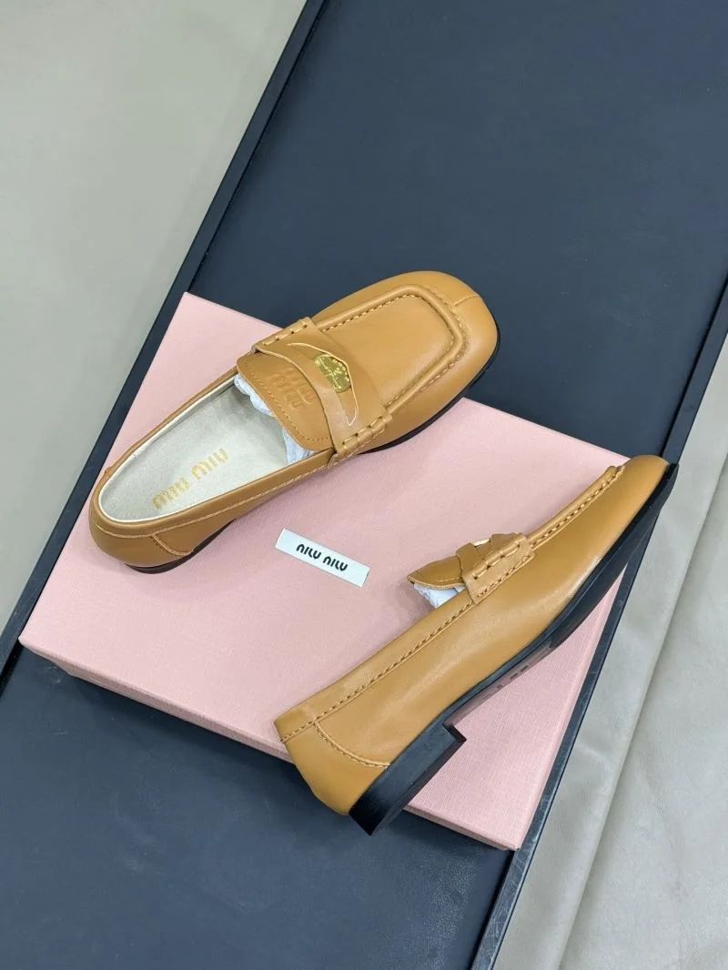 Miu Miu Shoes StreetReady 9352