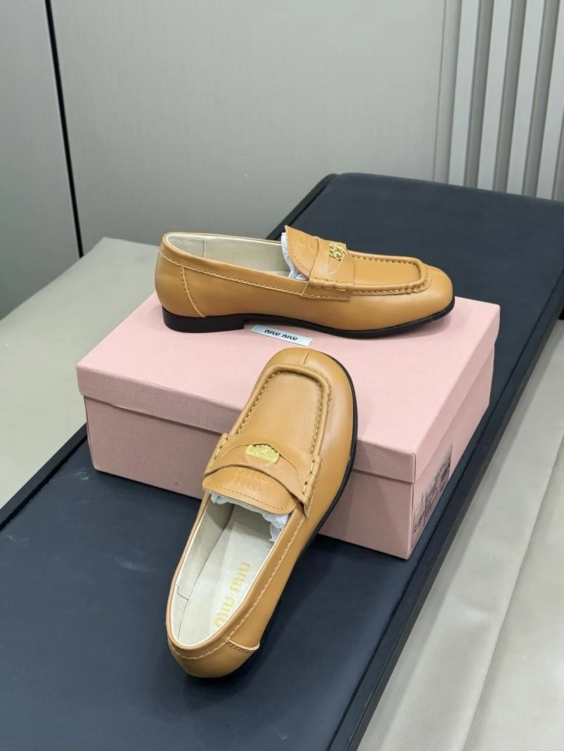 Miu Miu Shoes StreetReady 9352
