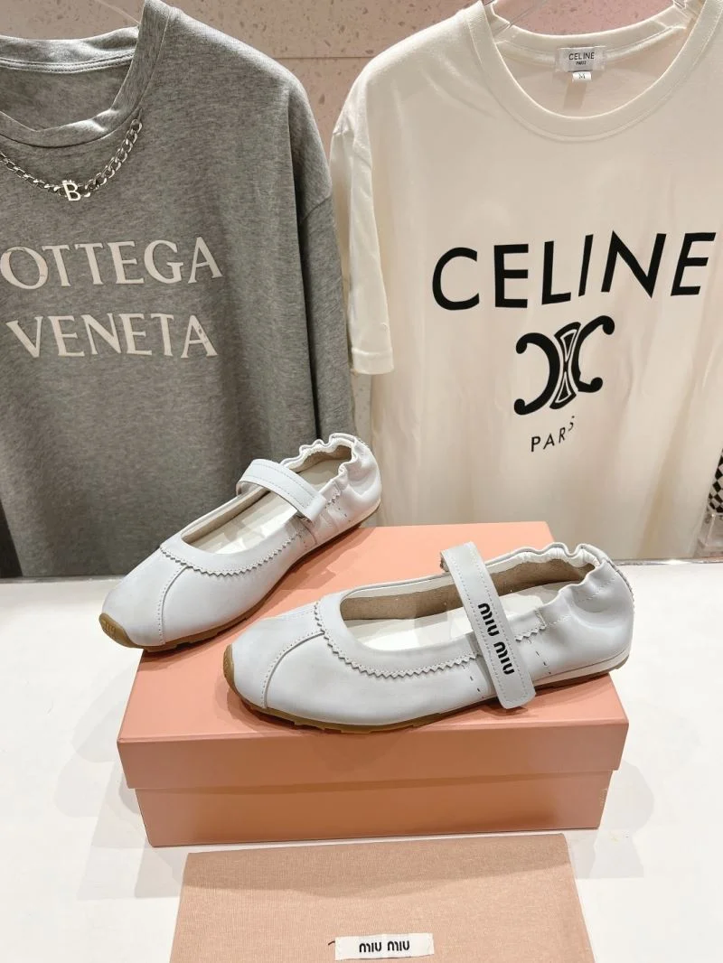 Miu Miu Shoes ModernLook 9287