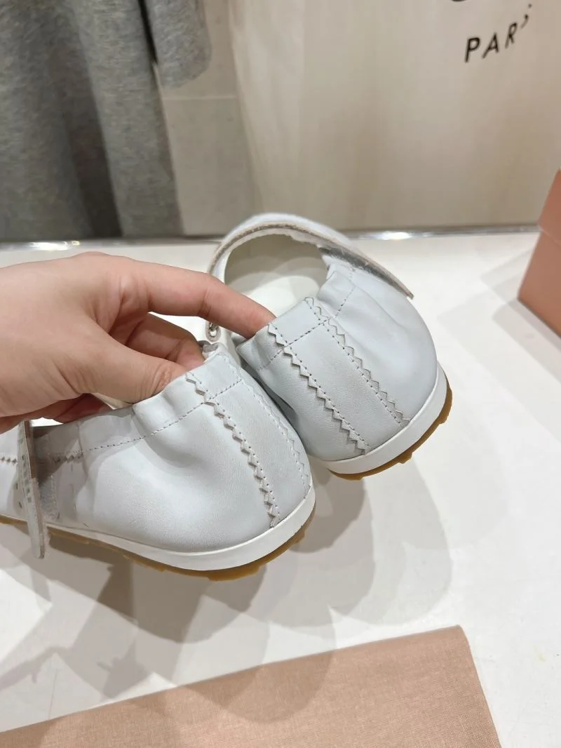 Miu Miu Shoes ModernLook 9287