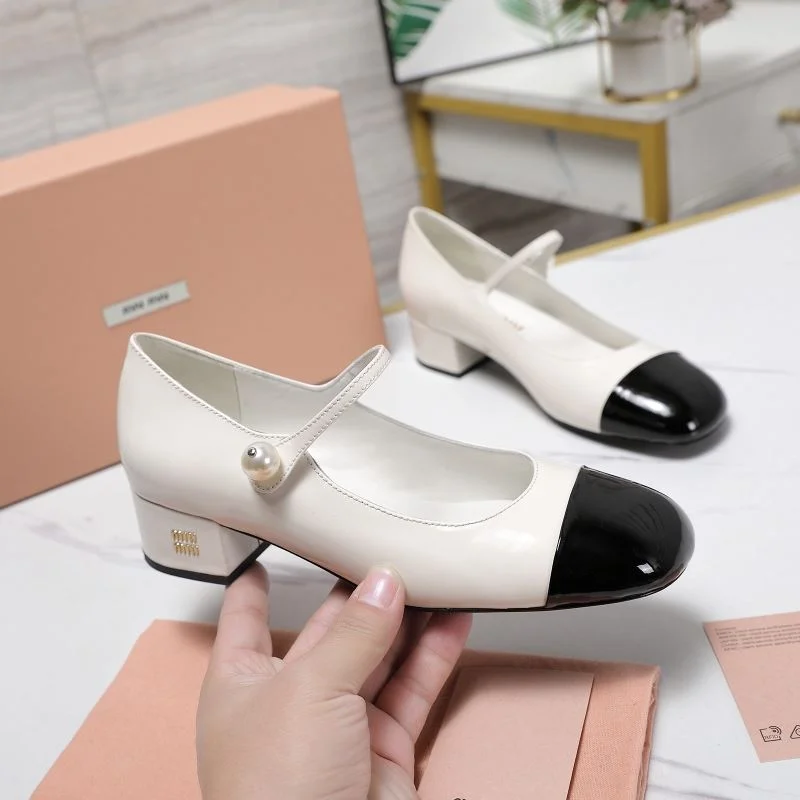 Miu Miu Shoes WaterResistant 9294