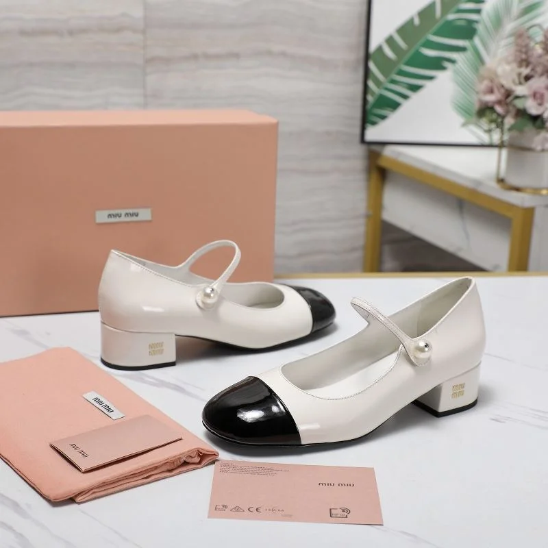 Miu Miu Shoes WaterResistant 9294