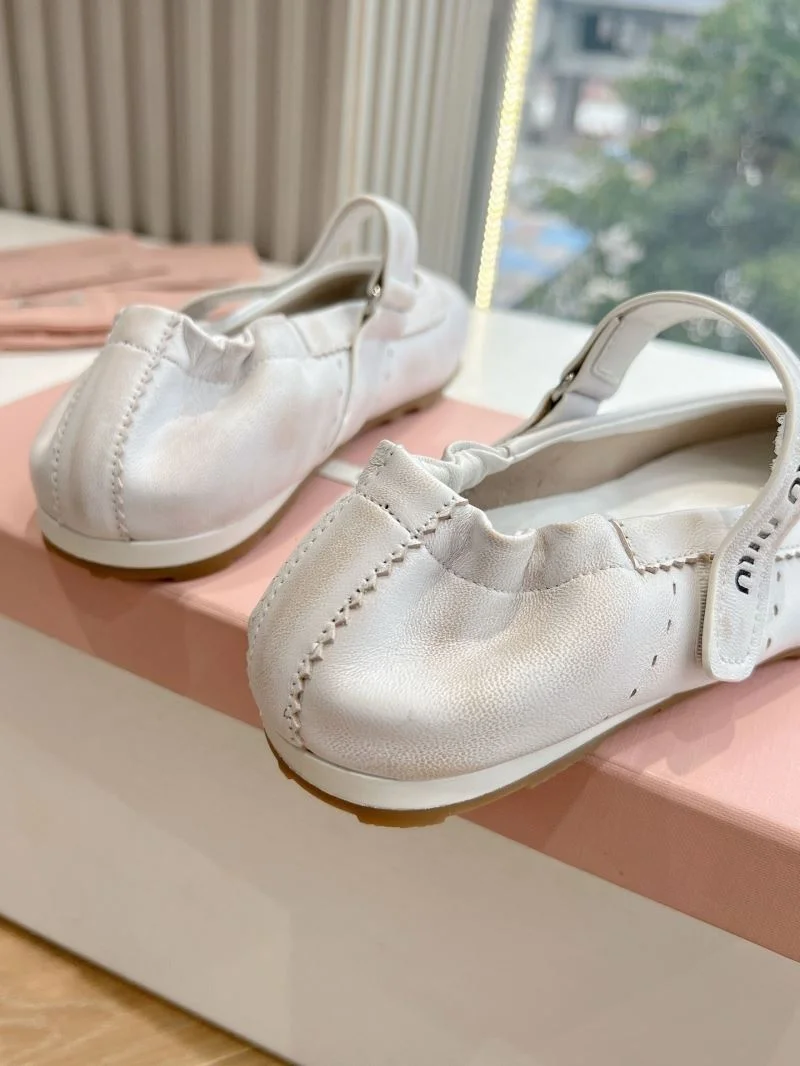 Miu Miu Shoes ZipUp 15470