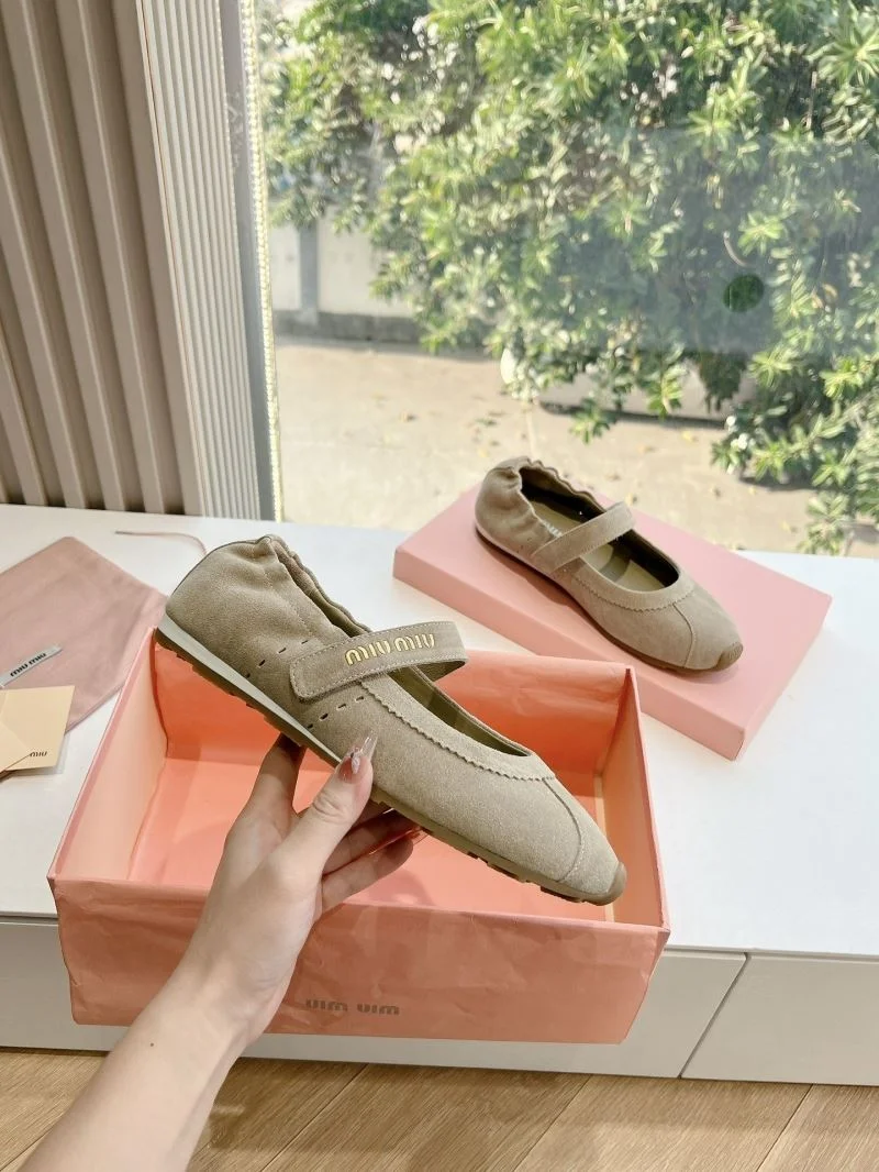 Tailored Miu Miu Shoes 15468