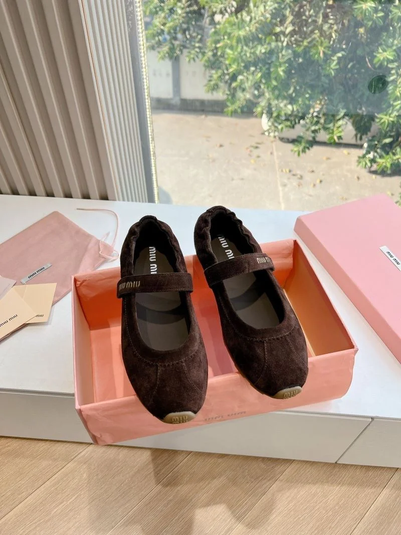 MoistureWicking Miu Miu Shoes 15463