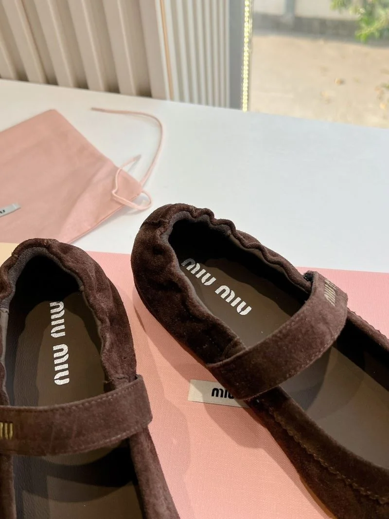 MoistureWicking Miu Miu Shoes 15463