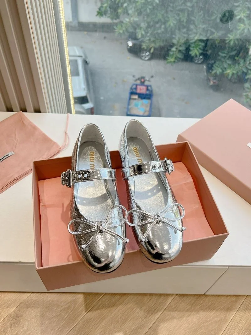 Sleek Miu Miu Shoes 15487