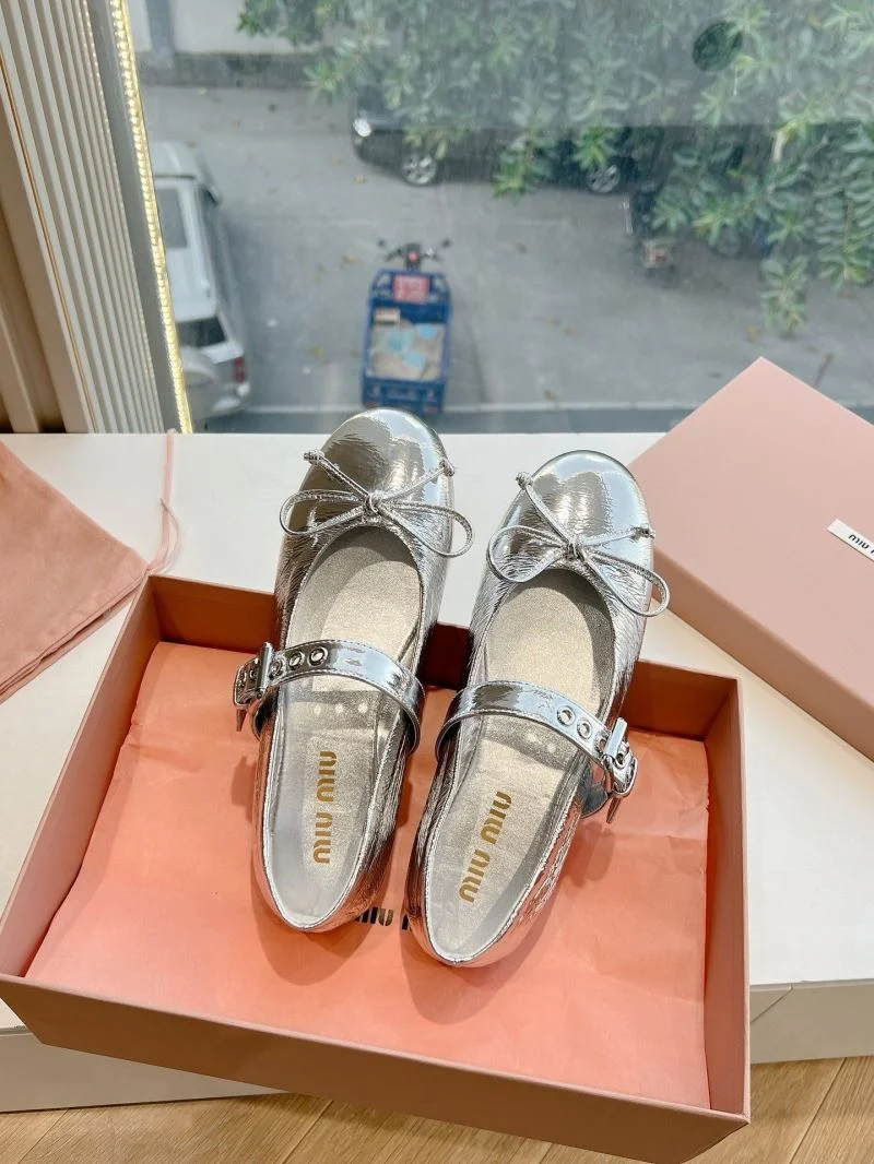 Sleek Miu Miu Shoes 15487