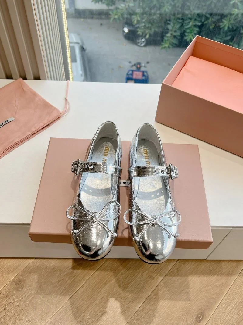 Sleek Miu Miu Shoes 15487