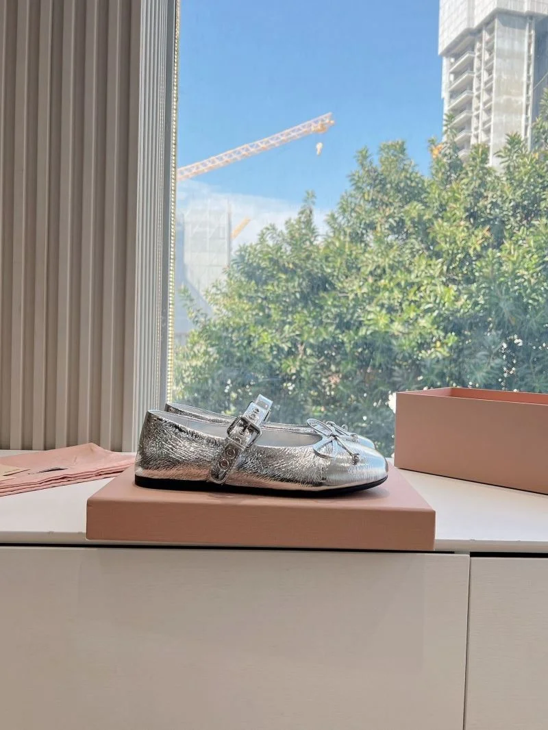 Sleek Miu Miu Shoes 15487