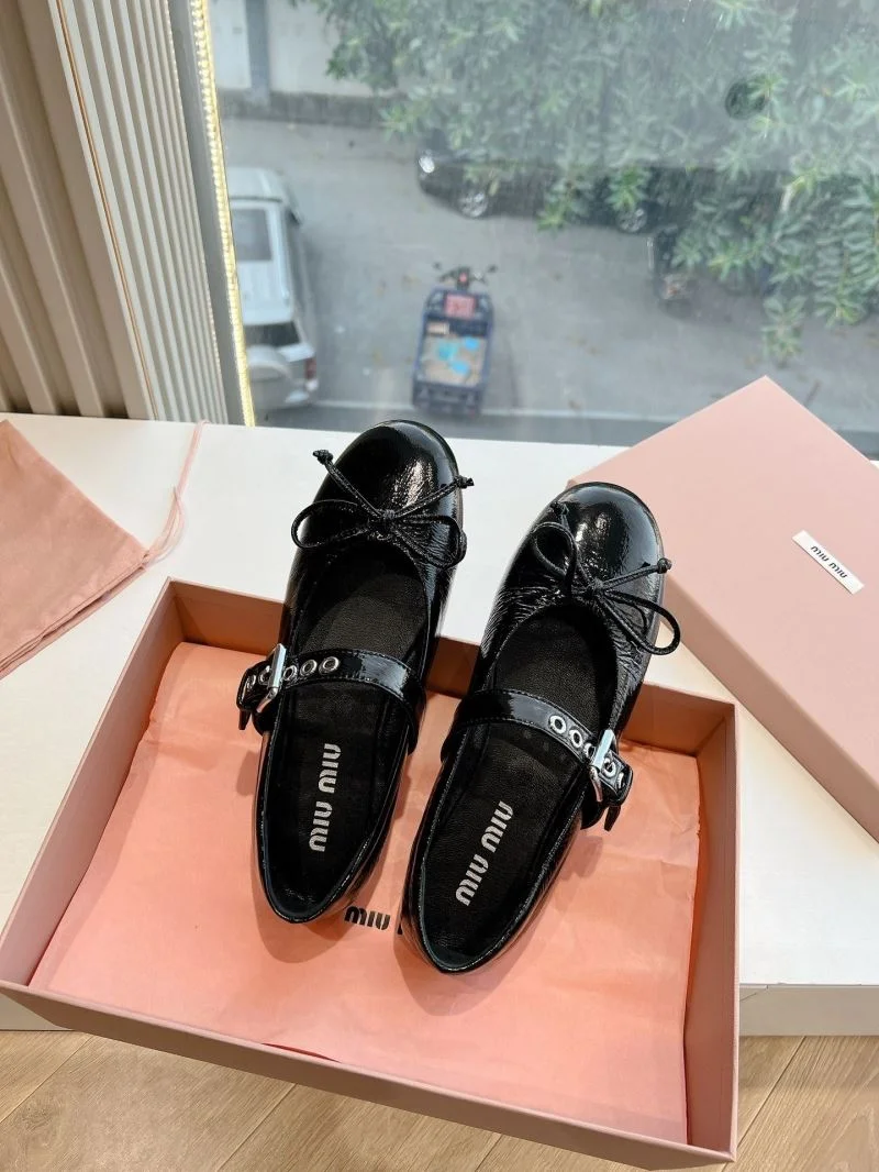 Miu Miu Shoes Supportive 15462