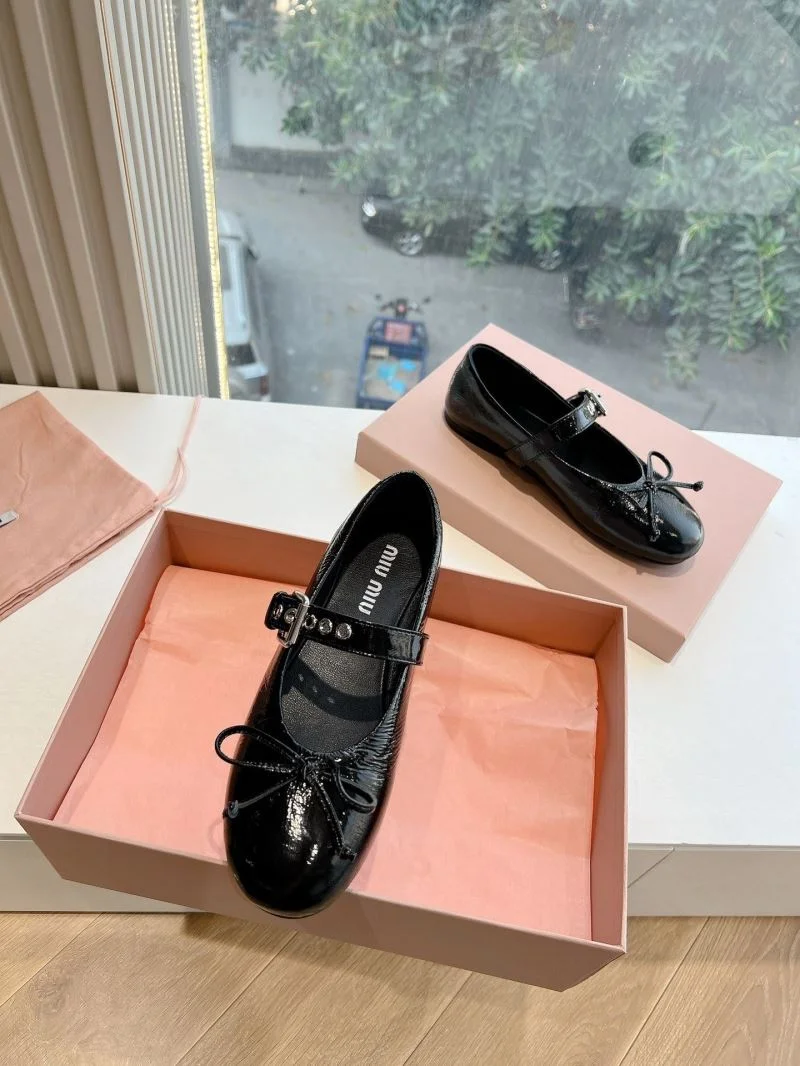 Miu Miu Shoes Supportive 15462