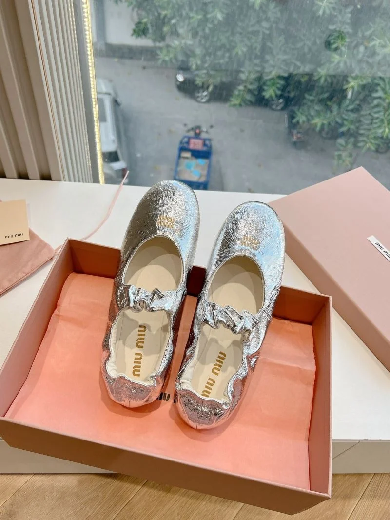 RelaxedFit Miu Miu Shoes 15459