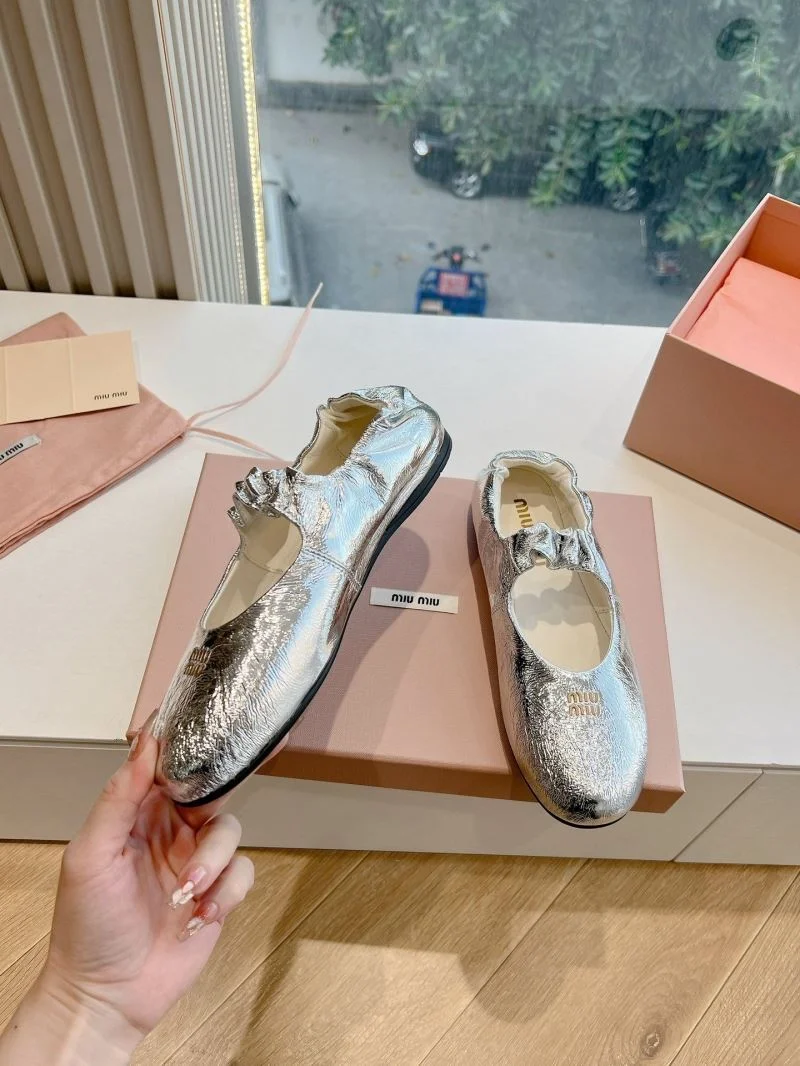 RelaxedFit Miu Miu Shoes 15459