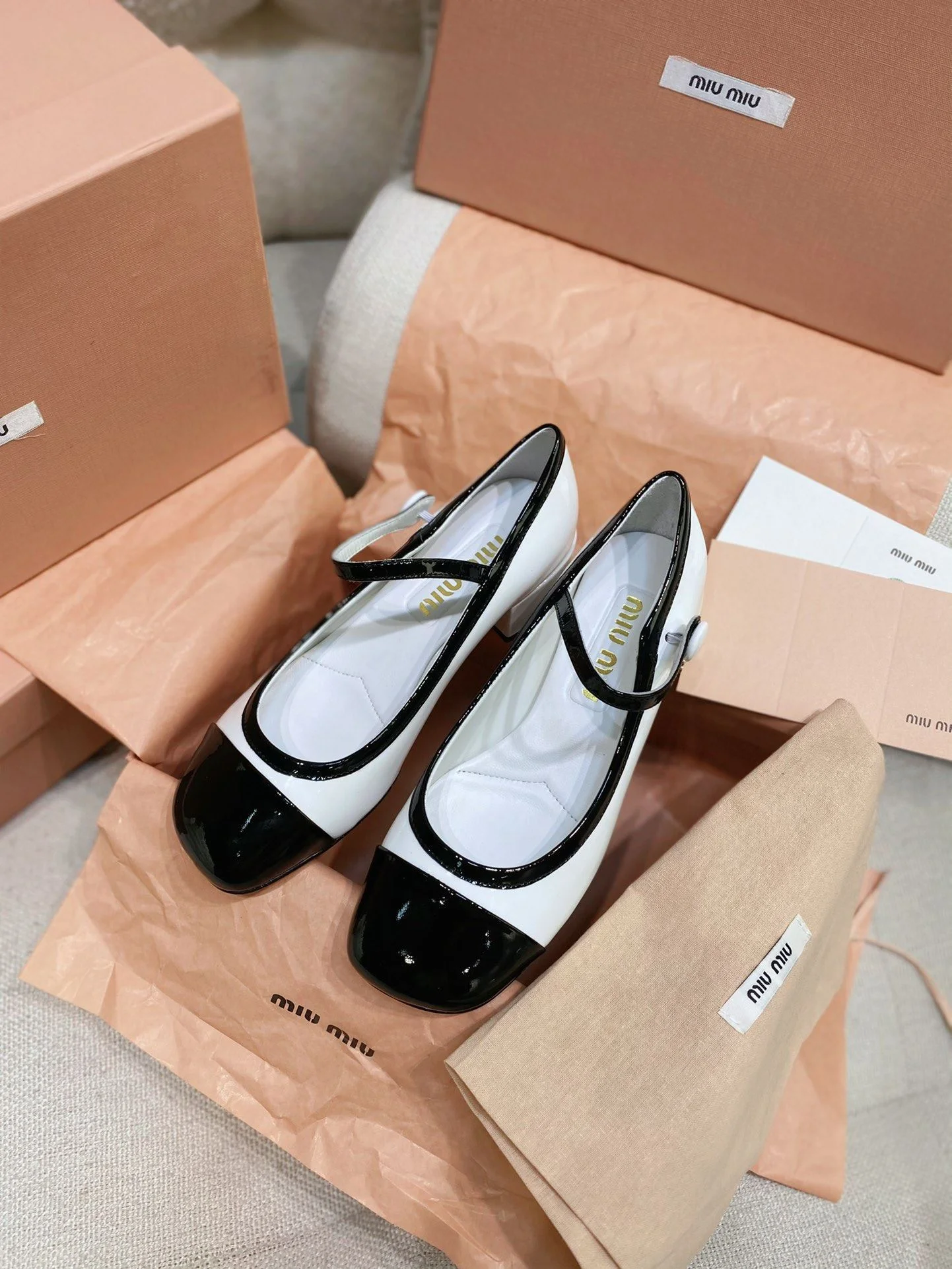 Premium Miu Miu Shoes 6141