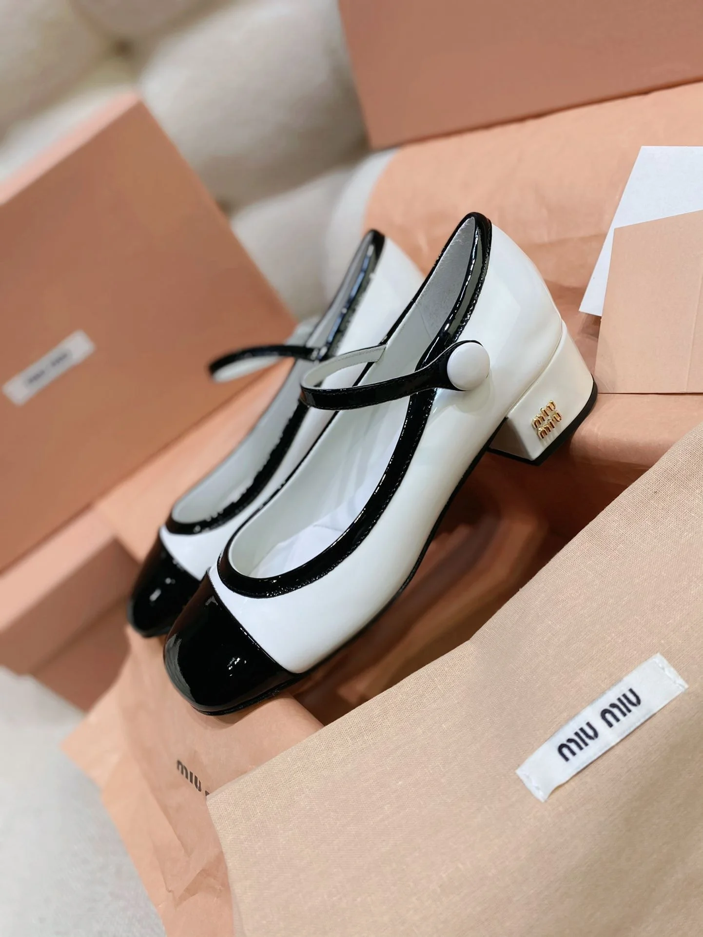 Premium Miu Miu Shoes 6141