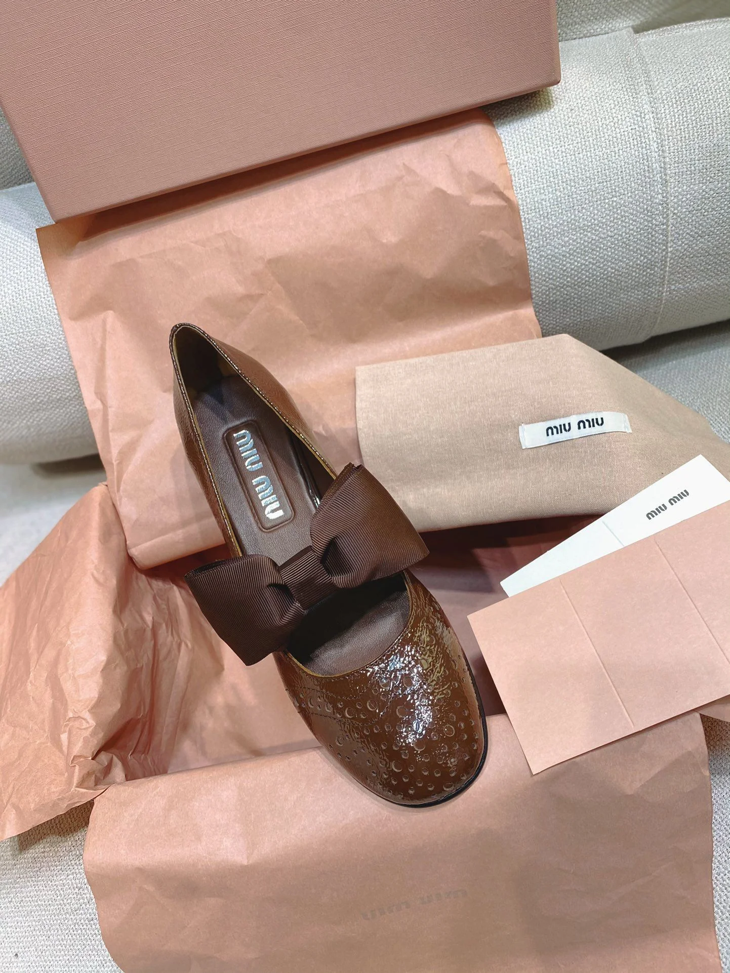 Breathable Miu Miu Shoes 6216