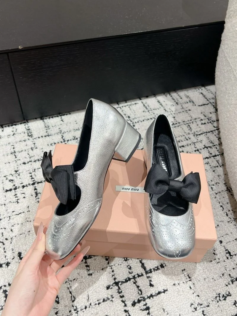 Supportive Miu Miu Shoes 6096