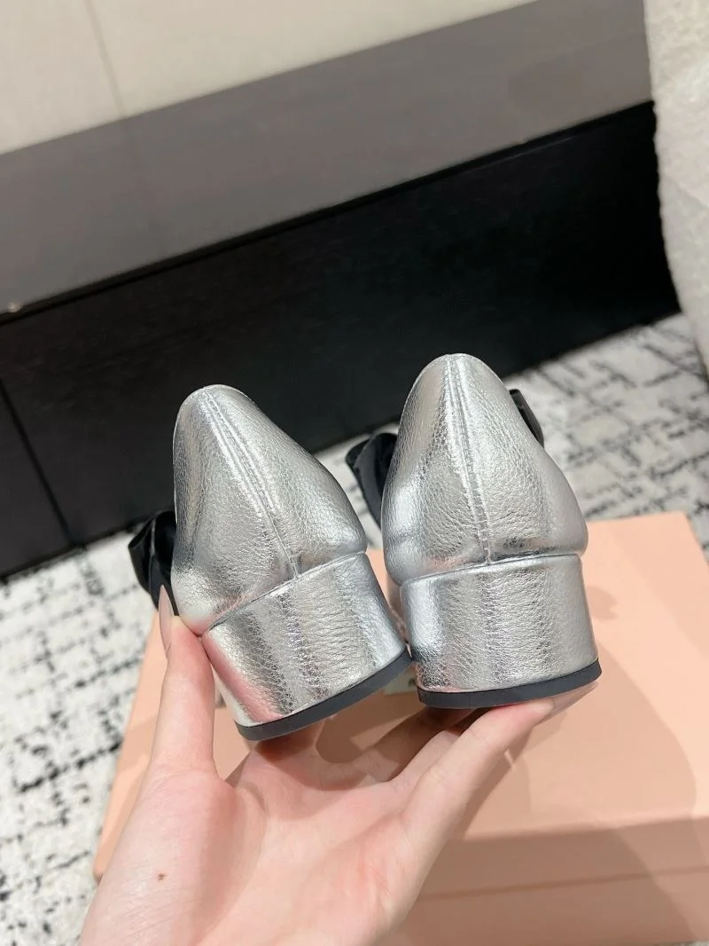 Supportive Miu Miu Shoes 6096