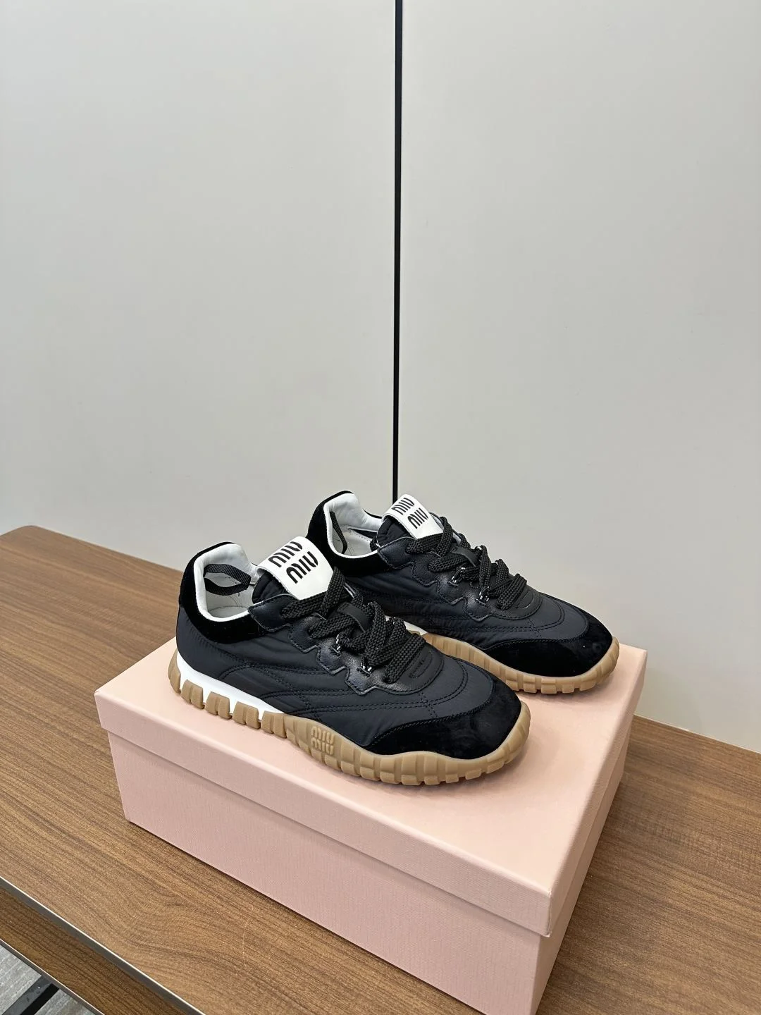 Sustainable Miu Miu Shoes 6129