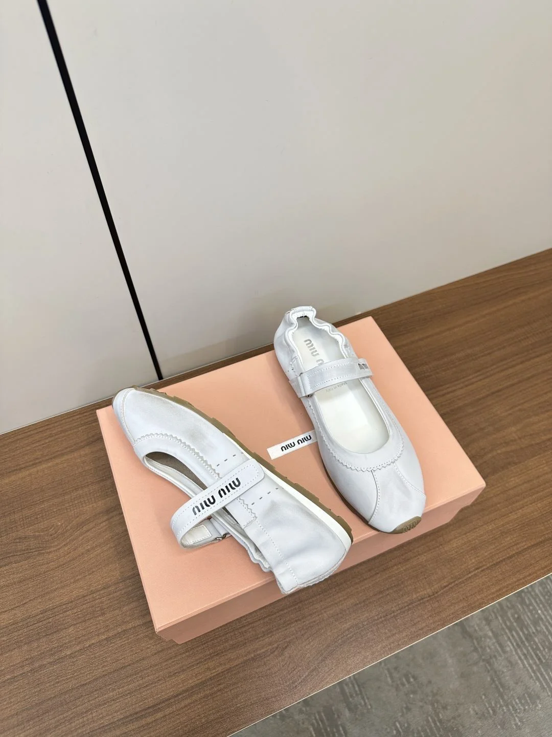 Miu Miu Shoes Youthful 6094