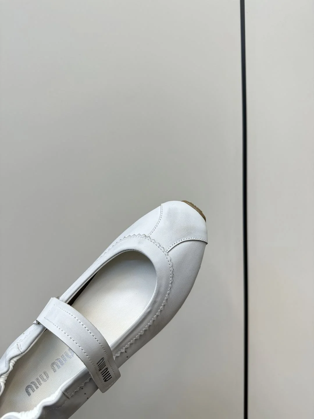 Miu Miu Shoes Youthful 6094