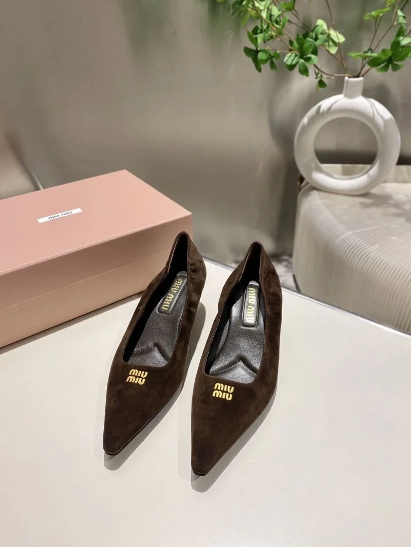 Sleek Miu Miu Shoes 6144