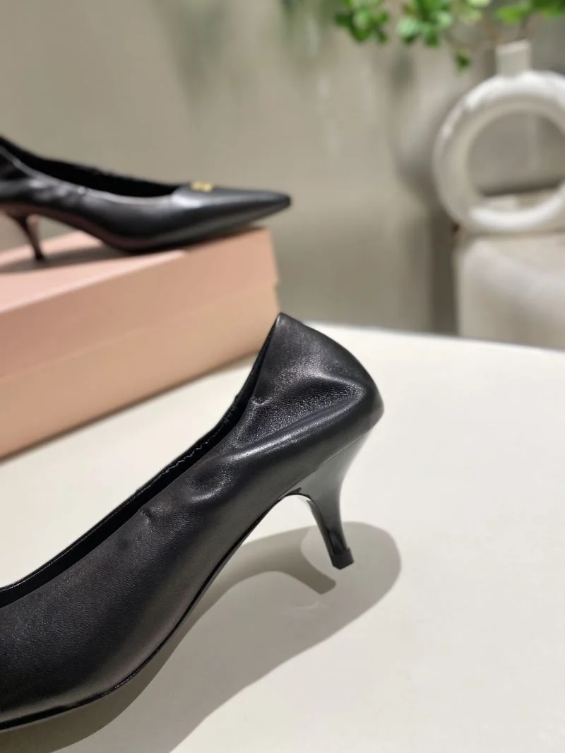 WaterResistant Miu Miu Shoes 6065