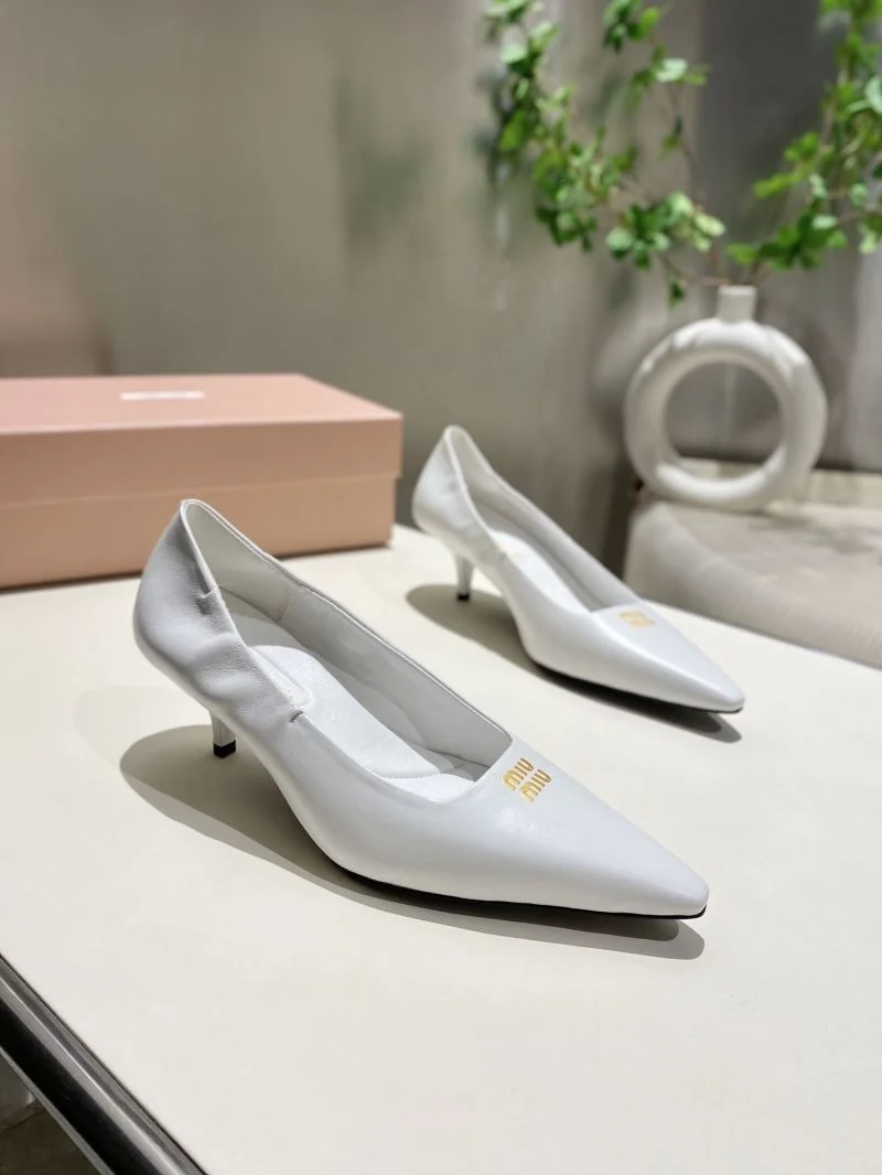 FlexibleFit Miu Miu Shoes 6069