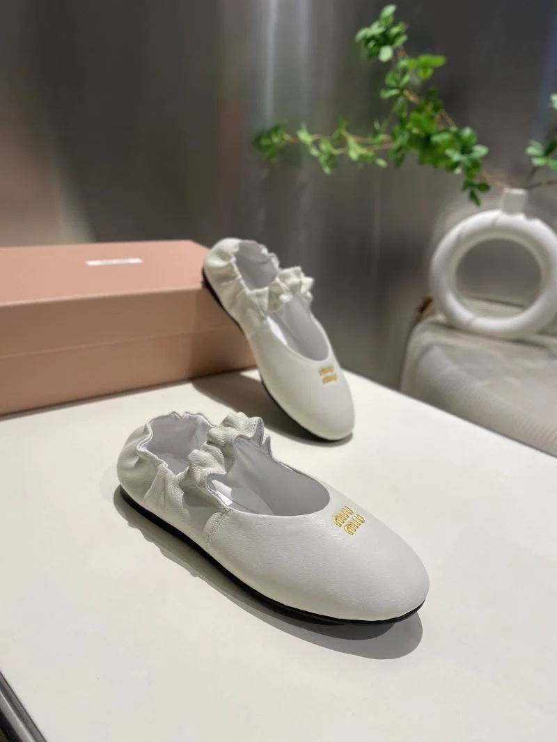 Miu Miu Shoes Classic 6102