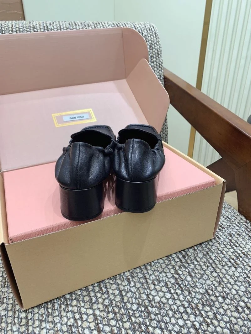 Unisex Miu Miu Shoes 6095